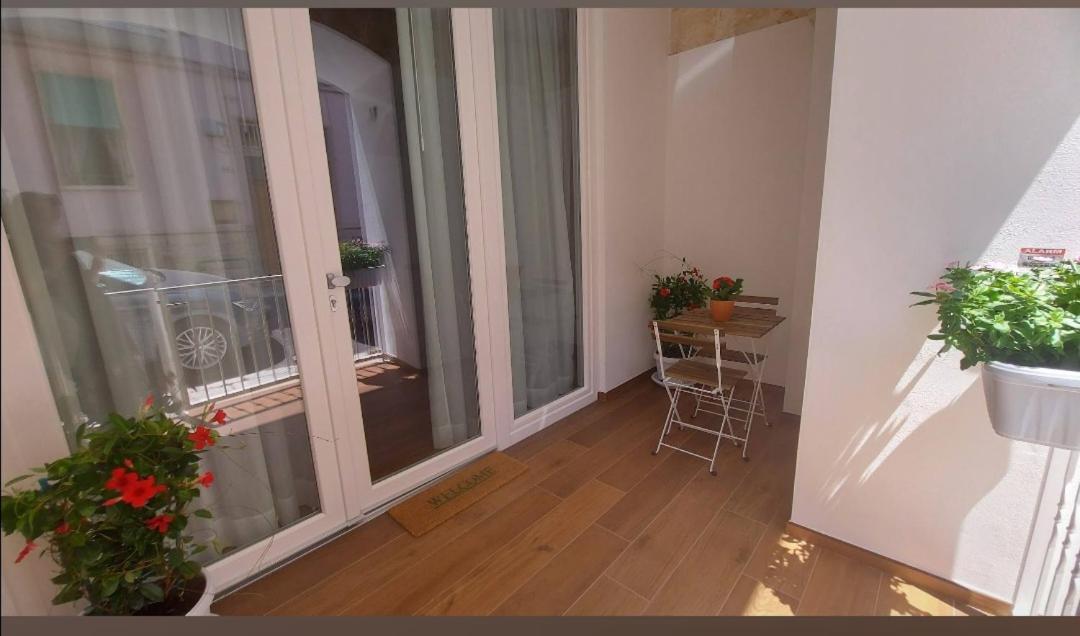 Apartament Dimora Andre - Monopoli Centro Zewnętrze zdjęcie